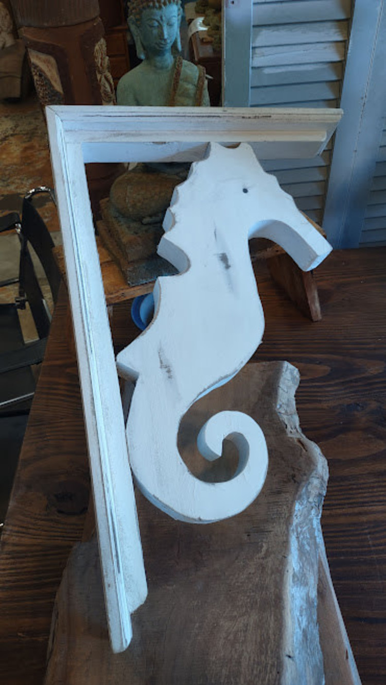 Sale White Bracket Seahorse