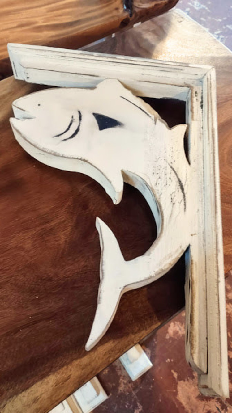 Sale White Bracket Shark Fish