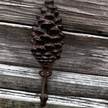 Pinecone Hook 3" X 1.75" X 8"