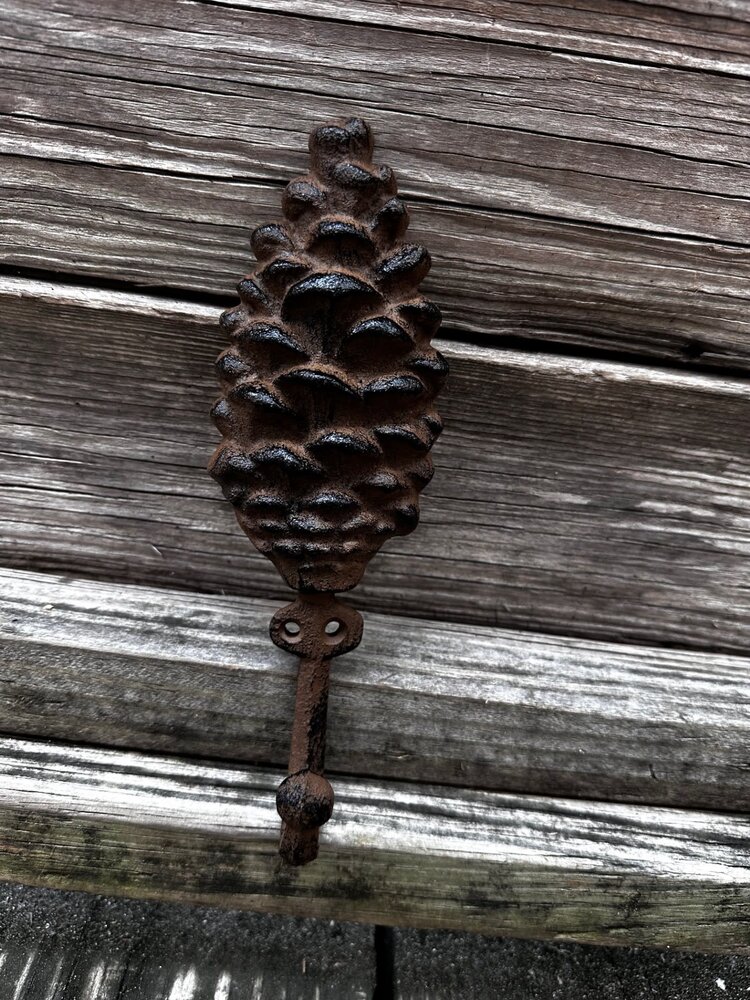Pinecone Hook 3" X 1.75" X 8"
