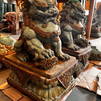 Foo Dogs Large Each