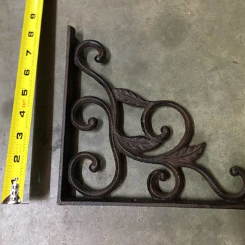 Iron Bracket N1