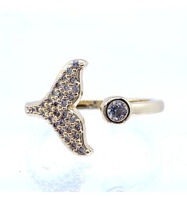Dluxca GP Pave Whale Tail Ring