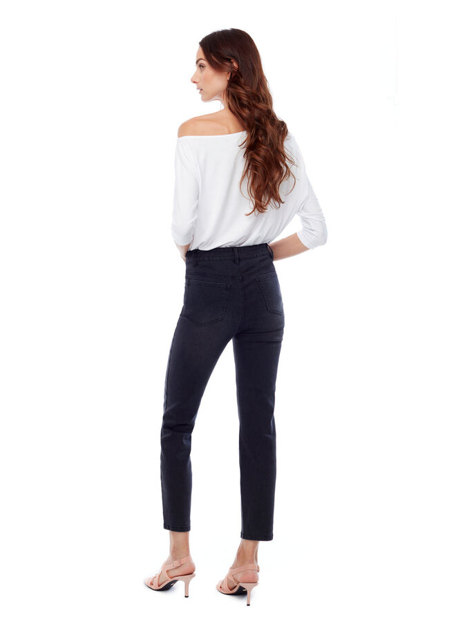67707 BLACK JEANS