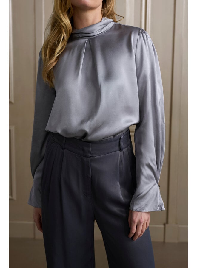 BLOUSE SATINÉE GRISE