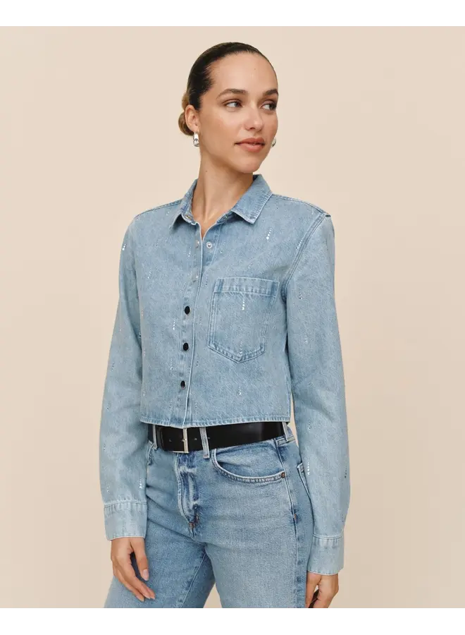 VESTE EN JEANS CROP À SEQUINS