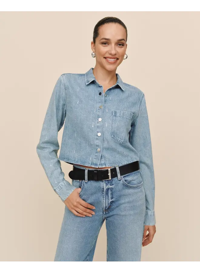 VESTE EN JEANS CROP À SEQUINS