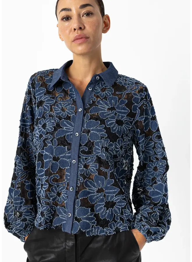 BLOUSE DENTELLE FLEURIE BLEU