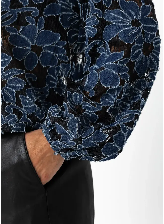 BLOUSE DENTELLE FLEURIE BLEU