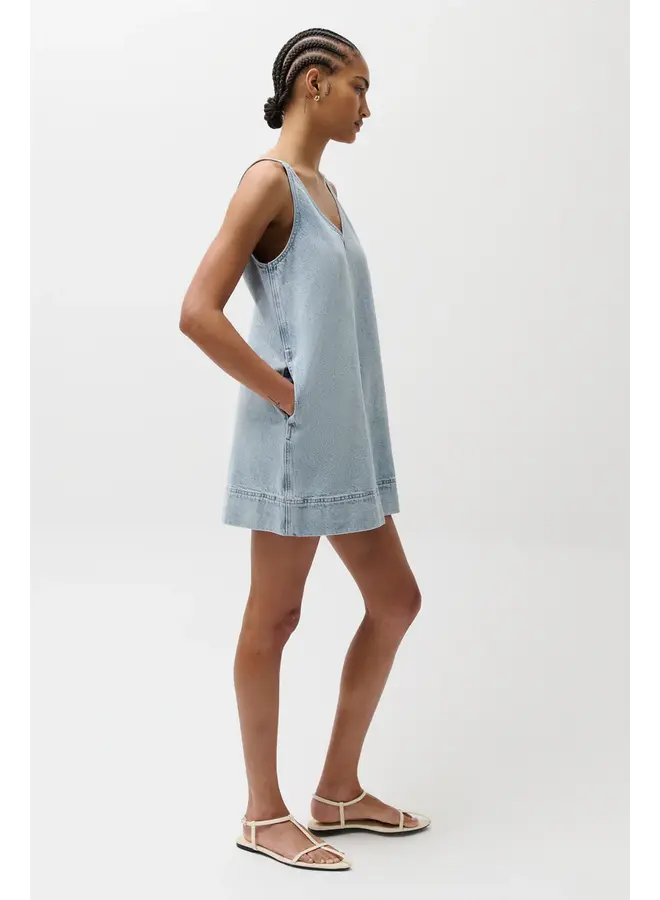 ROBE TAVI