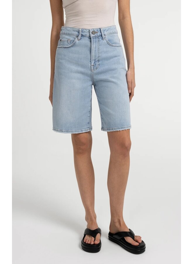 BERMUDA EN DENIM