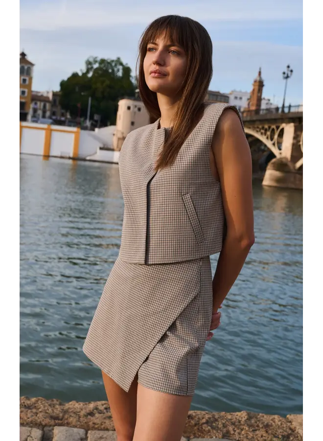 HAUT AVEC ÉPAULETTES BEIGE