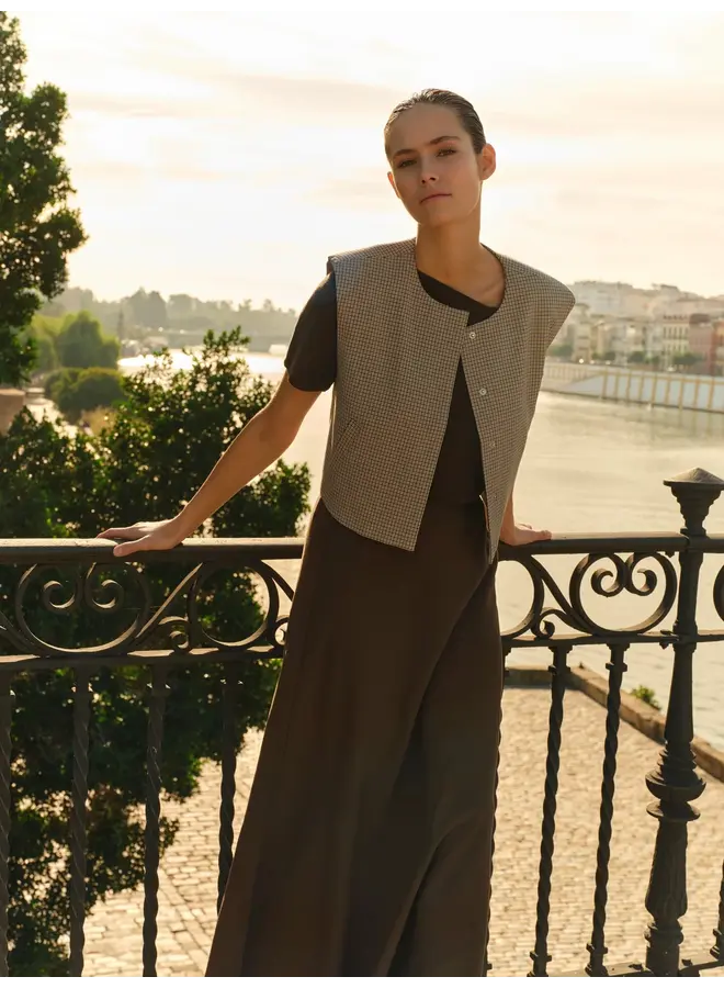 HAUT AVEC ÉPAULETTES BEIGE