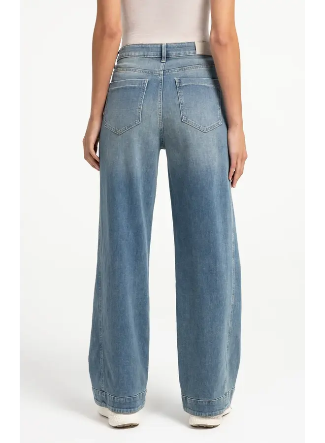 JEAN BARREL FANCY SEAM