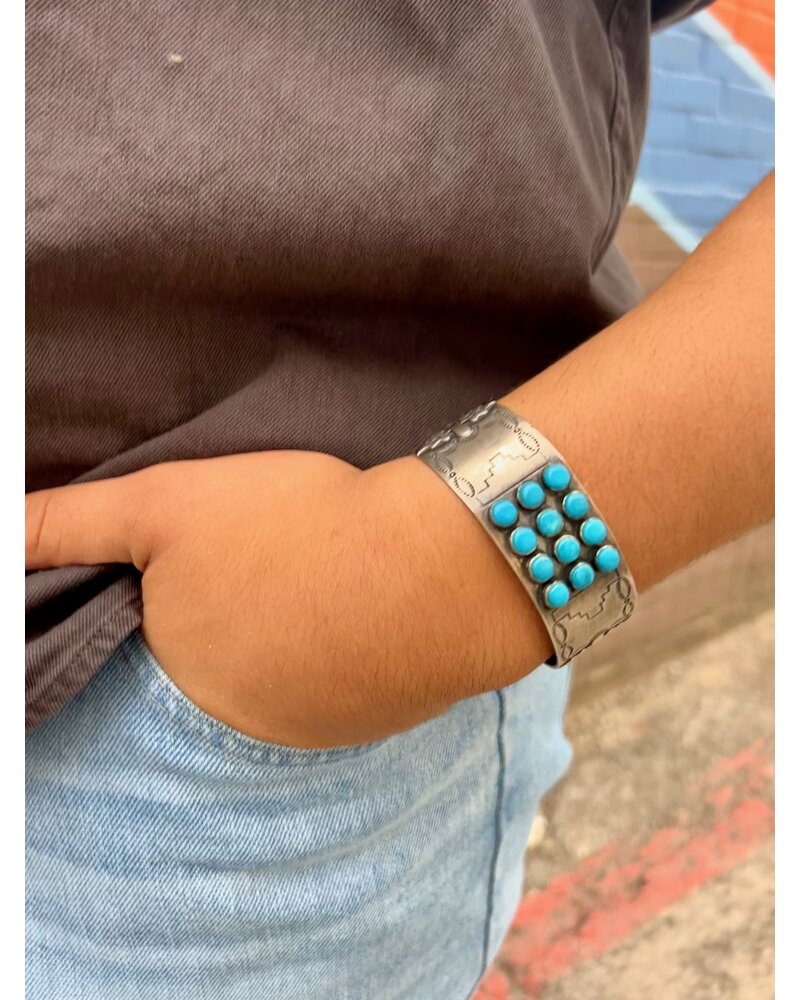 TURQUOISE AND THUNDERBIRD CUFF