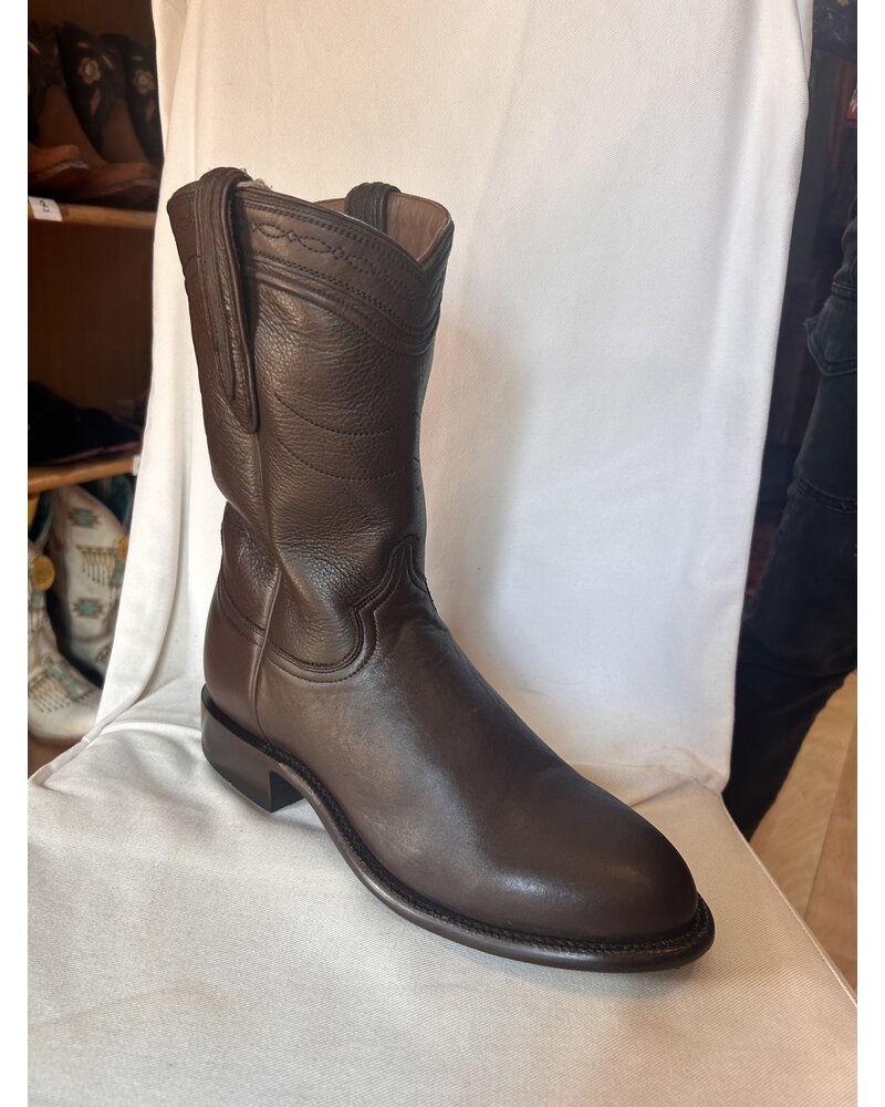 HYER WESTERN WELLINGTON