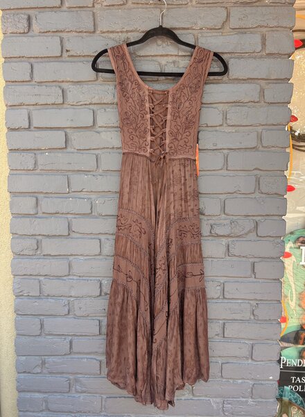 SCULLY SLEEVELESS PEASANT DRESS