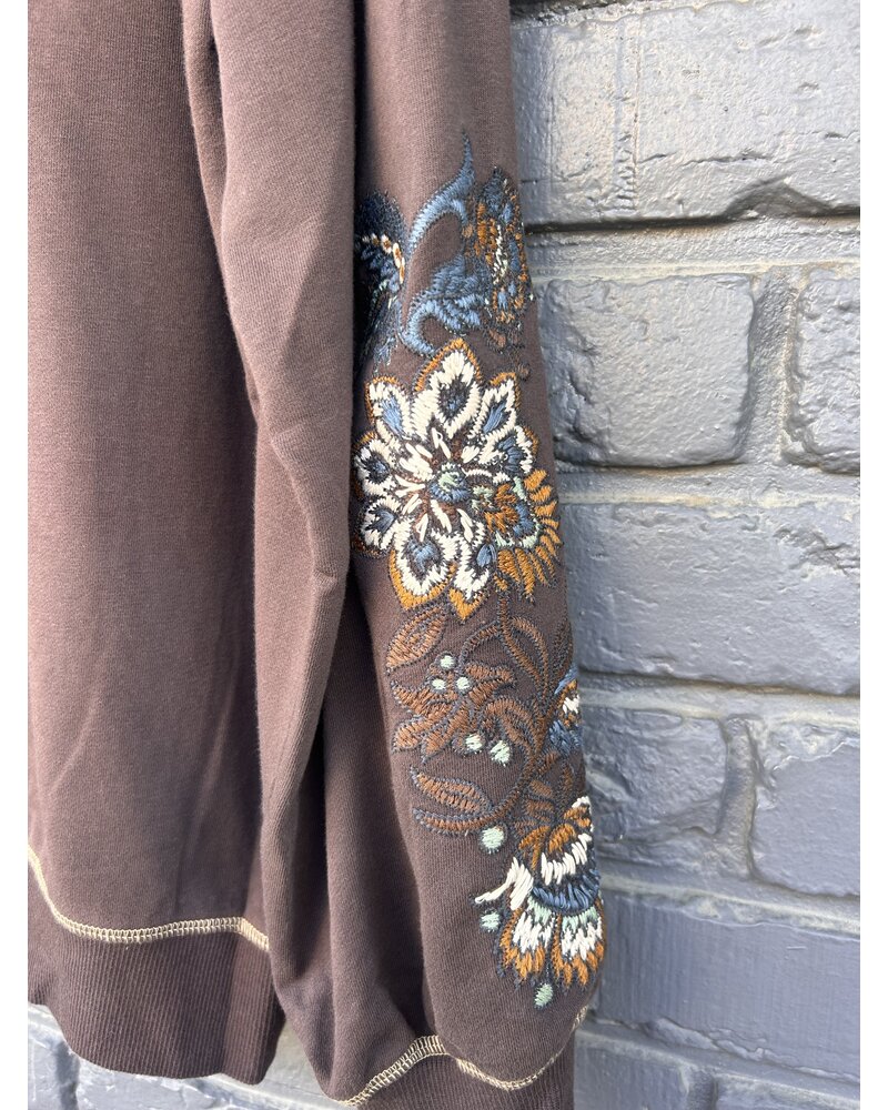 DOUBLE D RANCHWEAR BRIAR SWEATSHIRT