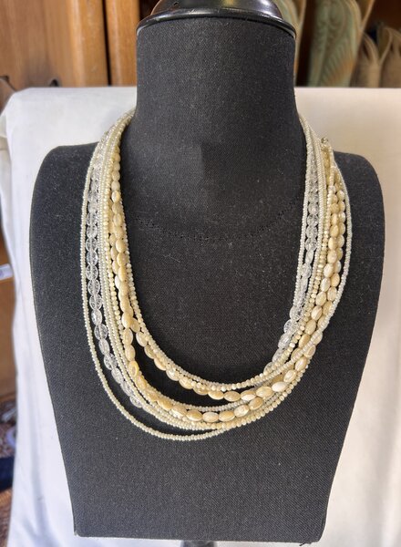 AMY KAPLAN NATURAL SHORT BEADED NECKLACE