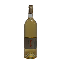 Hark Vineyards Vidal Blanc Ene Non Alcoholic Monticello Virginia 2023