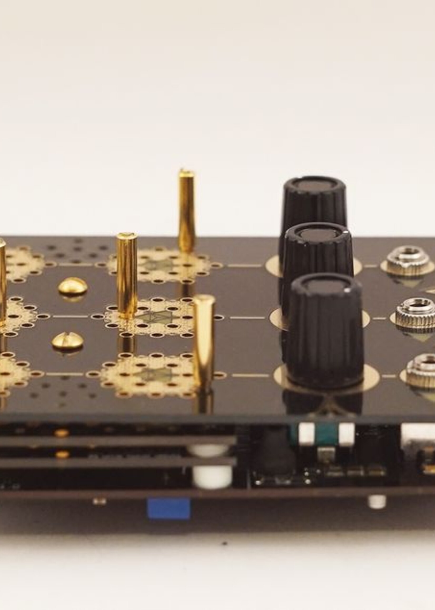 Folktek Matter ii (Gold)