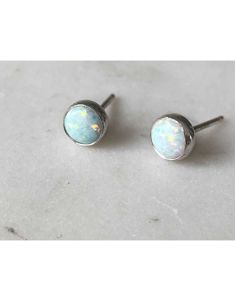 Strut Jewelry Gemstone Stud Earring-Opal