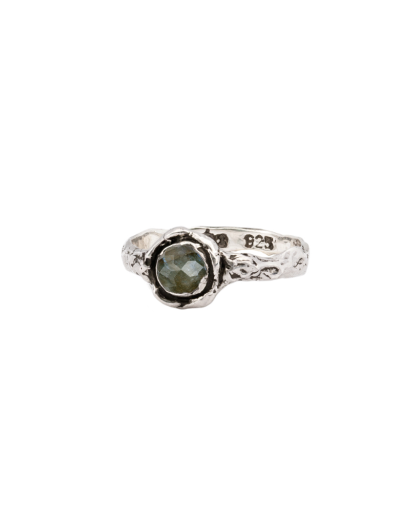 Pyrrha Pyrrha-Labradorite Small Faceted Stone Talisman Ring