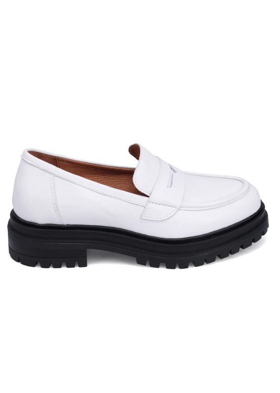 Miz Mooz Legend Loafer-White