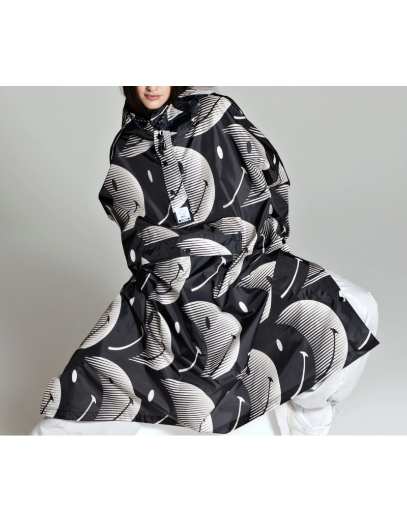 Rain Kiss Half Moon Smiley Rain Poncho