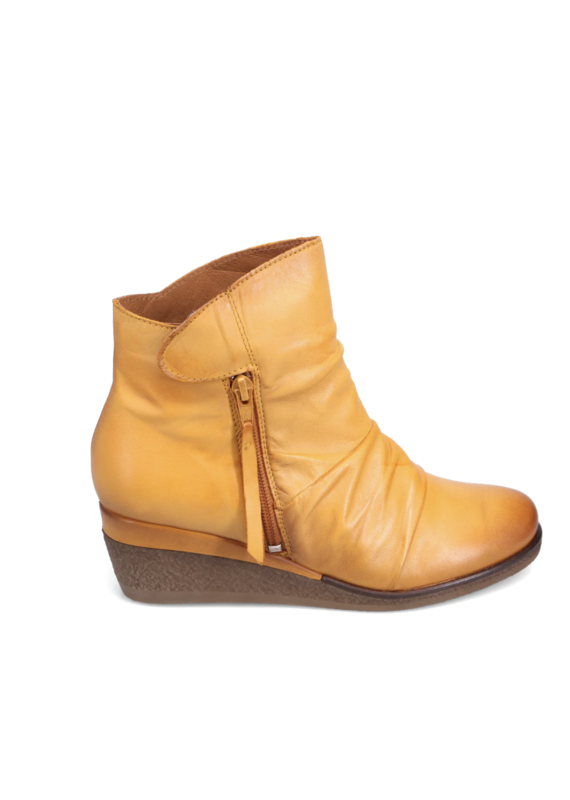 Miz Mooz Mayleen-Ochre Antique