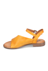 Miz Mooz Delphina-Ochre