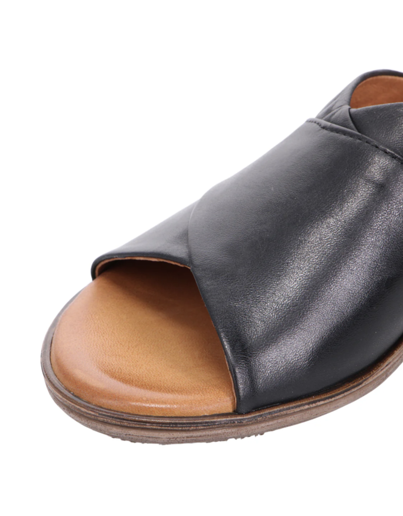 Miz Mooz Dorothy-Black+Brandy