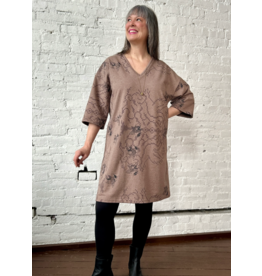 Smoking Lily Market Tunic-Mocha Bees & Cross Stitch
