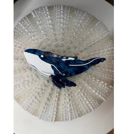 Shag Wear Whale Hair Claw-Humpback