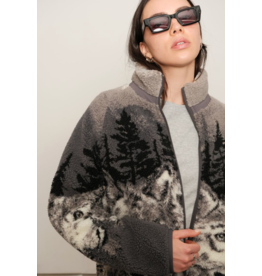 Kuwalla Printed Sherpa Fleece-Wolf Pack