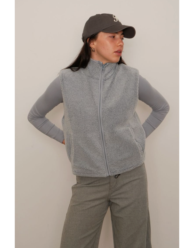 Kuwalla Polar Vest-Frosty Blue