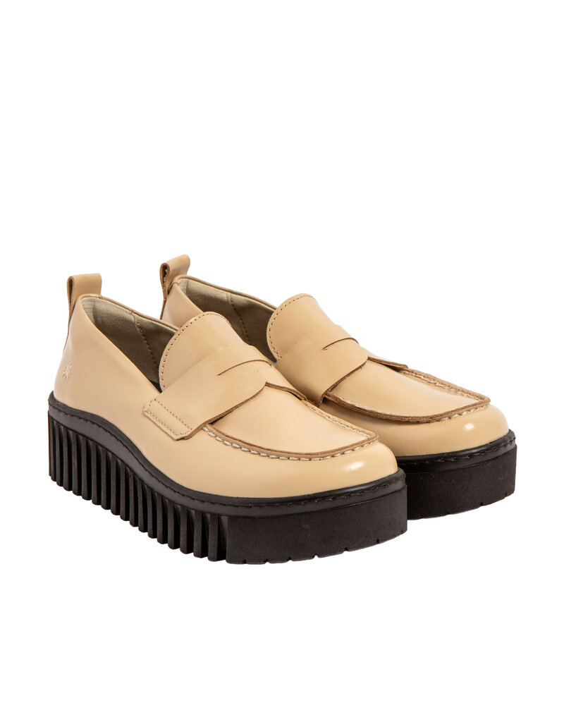 art X1530-Nappa Shinny Champagne