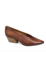 Miz Mooz Holly-Brown