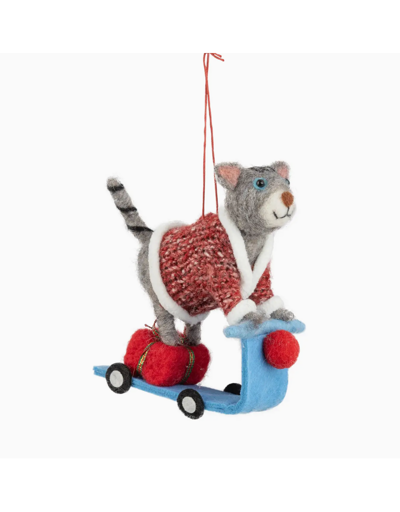 Silver Tree Gray Felt Cat w/Scooter