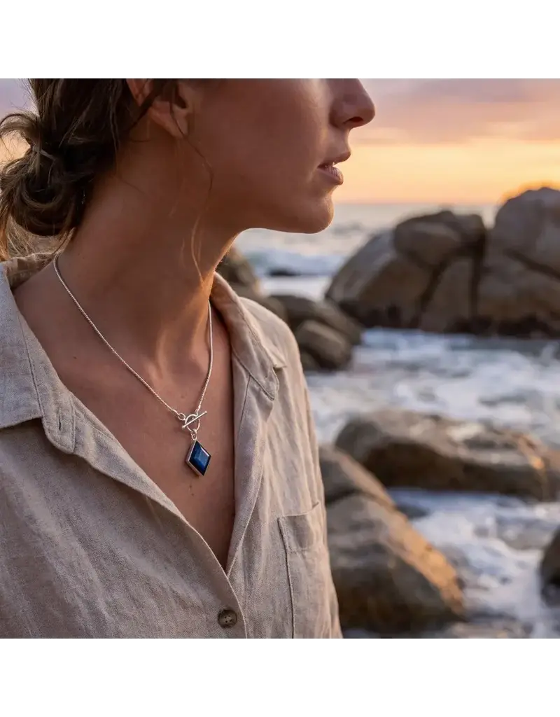 Elizabeth Burry Beth Necklace