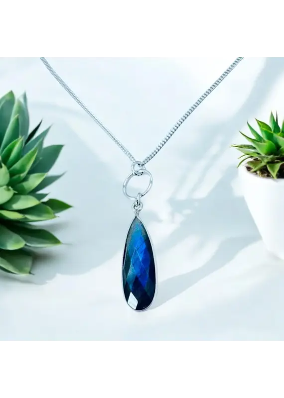 Elizabeth Burry Kimberley Necklace