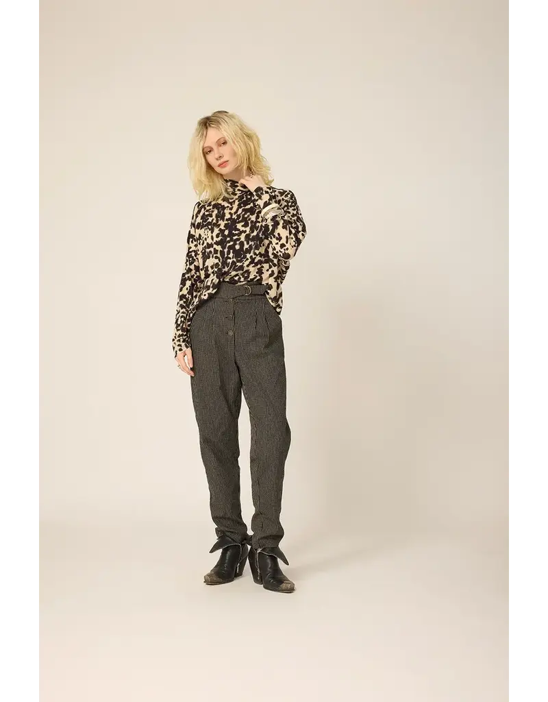 Cokluch Polly-Black Leo