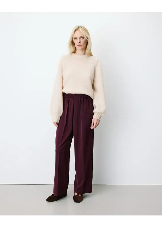 Grace&Milo Noblesse Pants-Aubergine-O/S