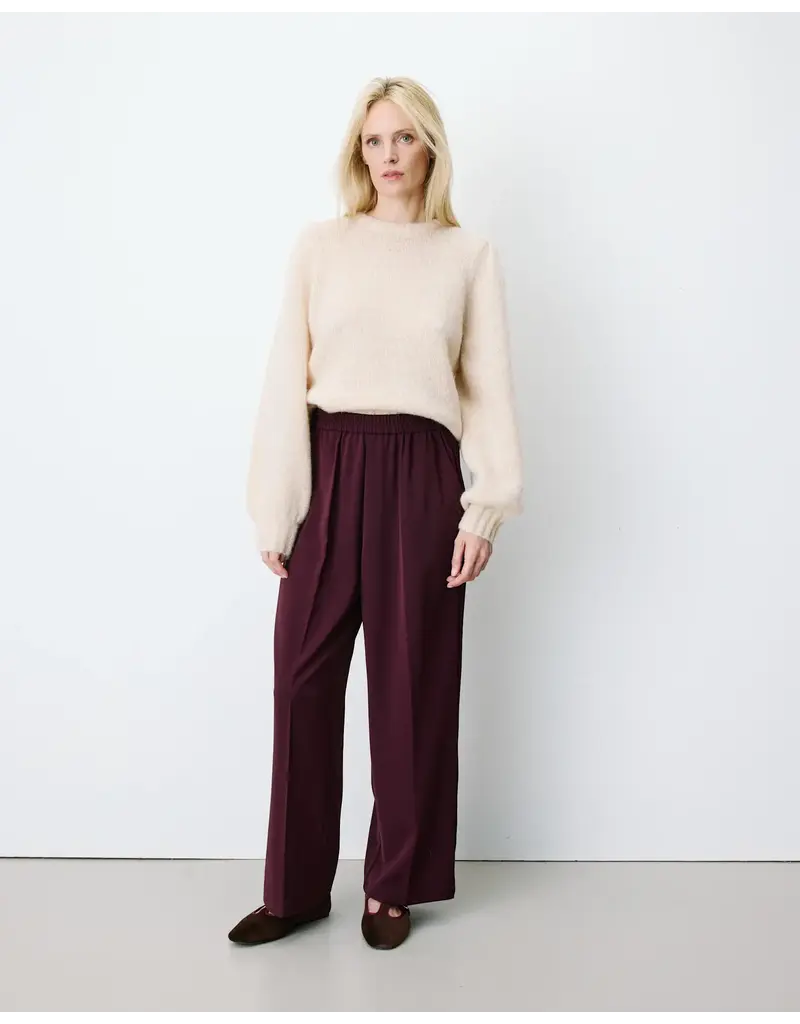 Grace&Milo Noblesse Pants-Aubergine-O/S