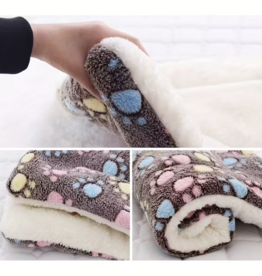 Temu Plush Rectangular Pet Mat 19.3in x 12.6in - Dark Coffee - Medium