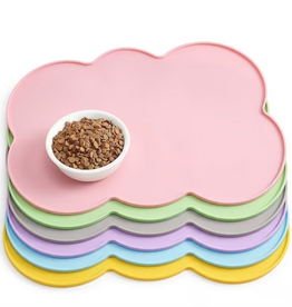Temu Non-Slip Silicone Cloud Shaped Feeding Mat - Assorted Colours 1pc