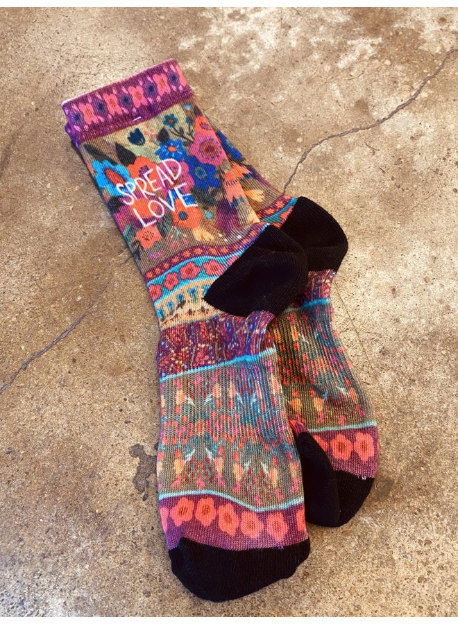 Skate Socks Spread Love