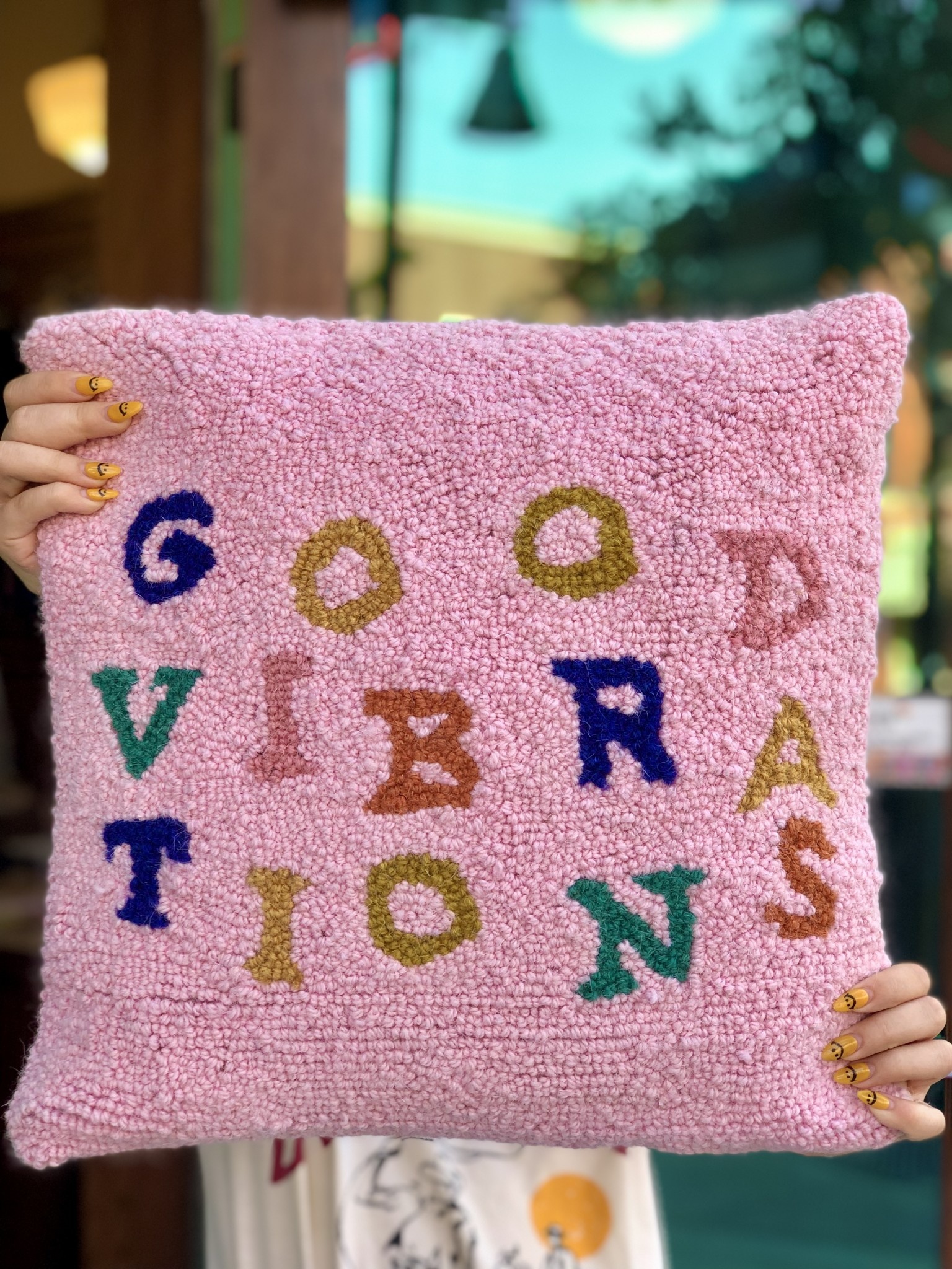 Peking Handicraft Good Vibrations Pillow 16x16