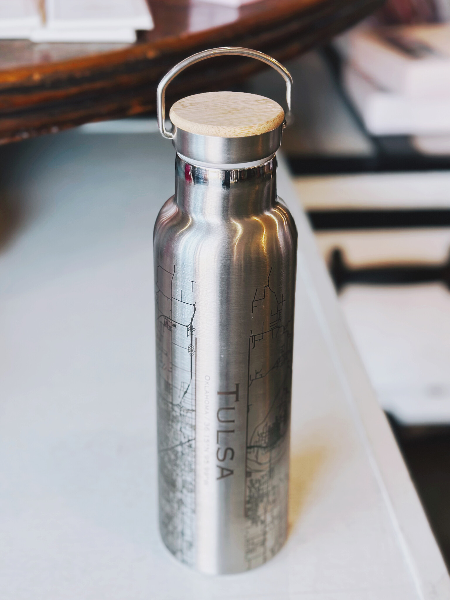 JACE.design Tulsa Map Bottle With Bamboo Top In Stainless Steel