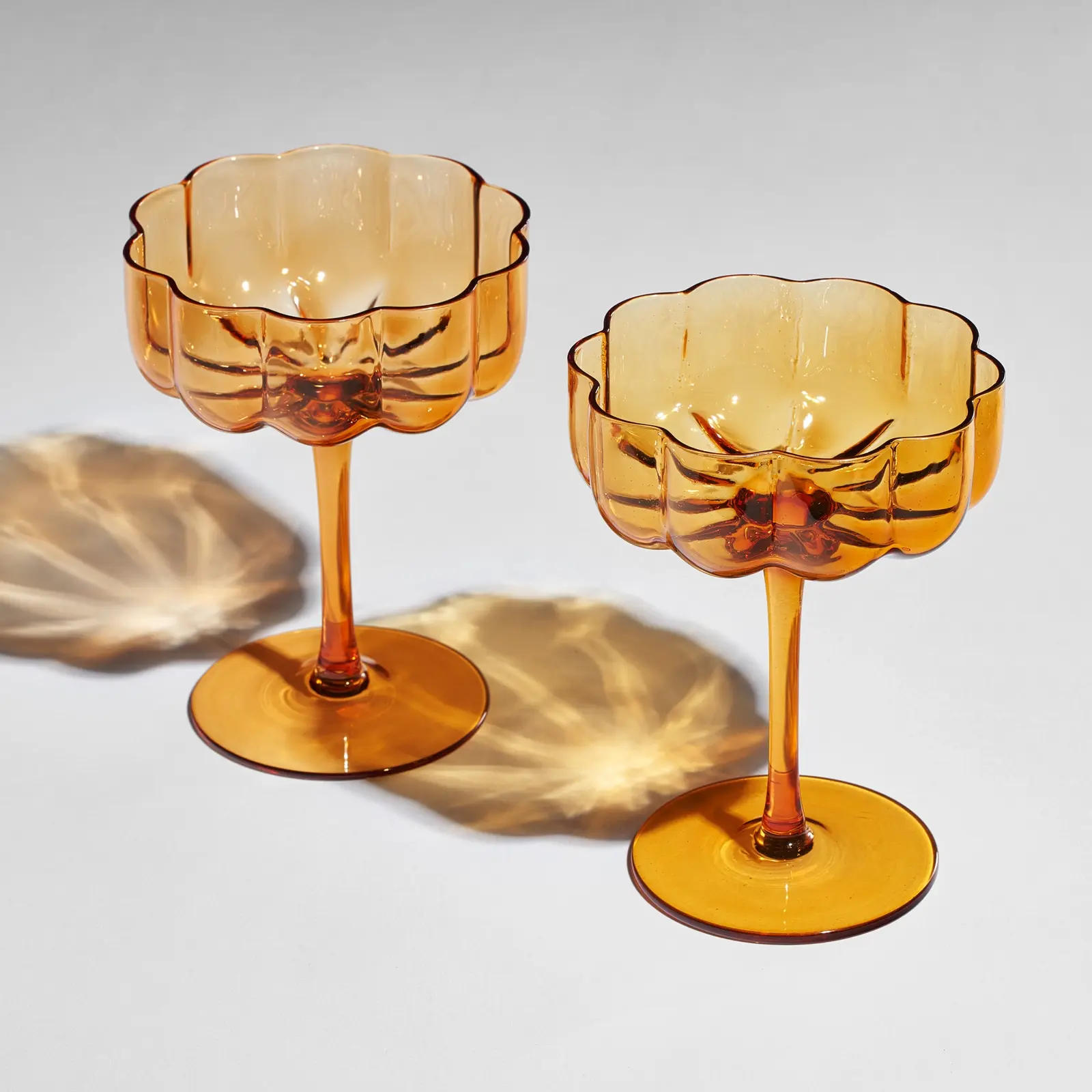 Ida Red Amber Flower Wave Glasses Coupes